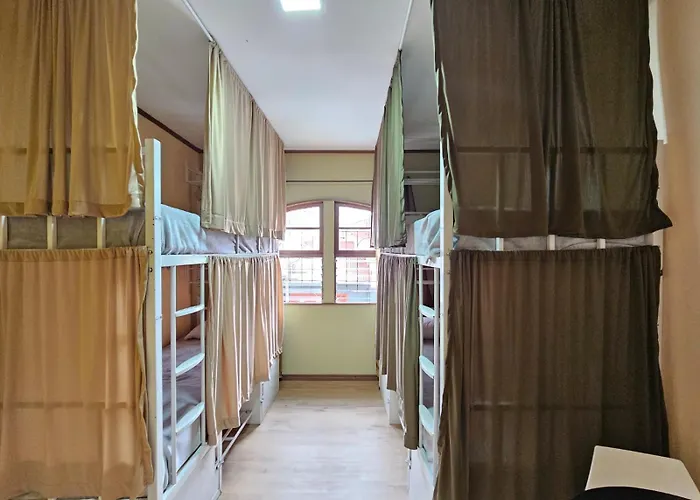 Hostel La Cali Inn